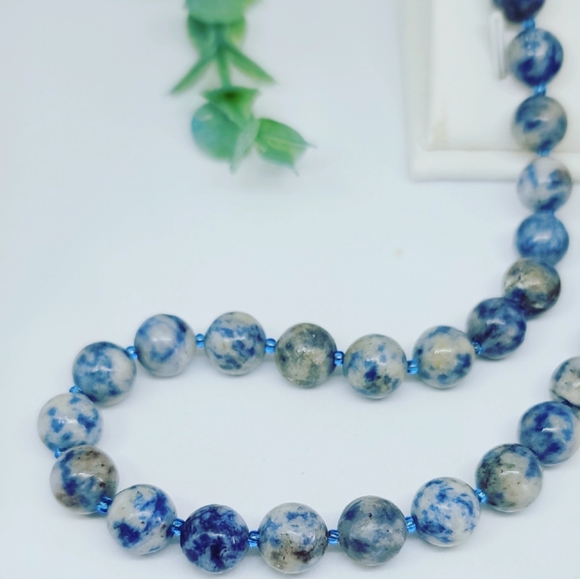 Beautiful Sodalite beaded necklace 😍 - Picture 3 of 4